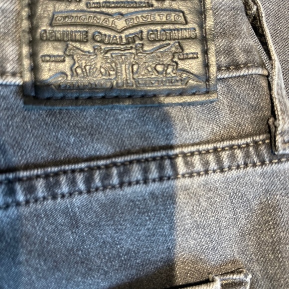 Levi’s Jeans - slim fit, size 32, grey - Picture 2 of 3